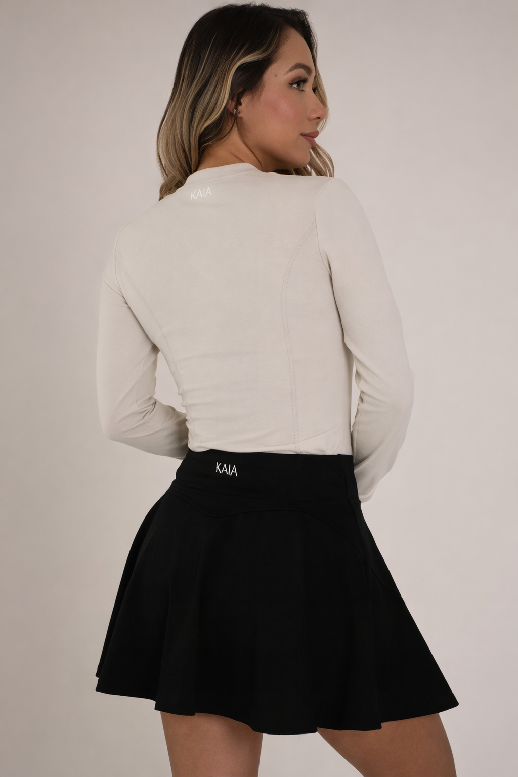 Beige Curve Zip Women Jacket